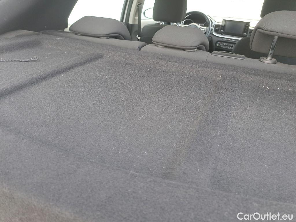  KIA  XCeed KIA  / 2019 / 5P / todoterreno 1.0 T-GDi Drive 88kW (120CV) #22