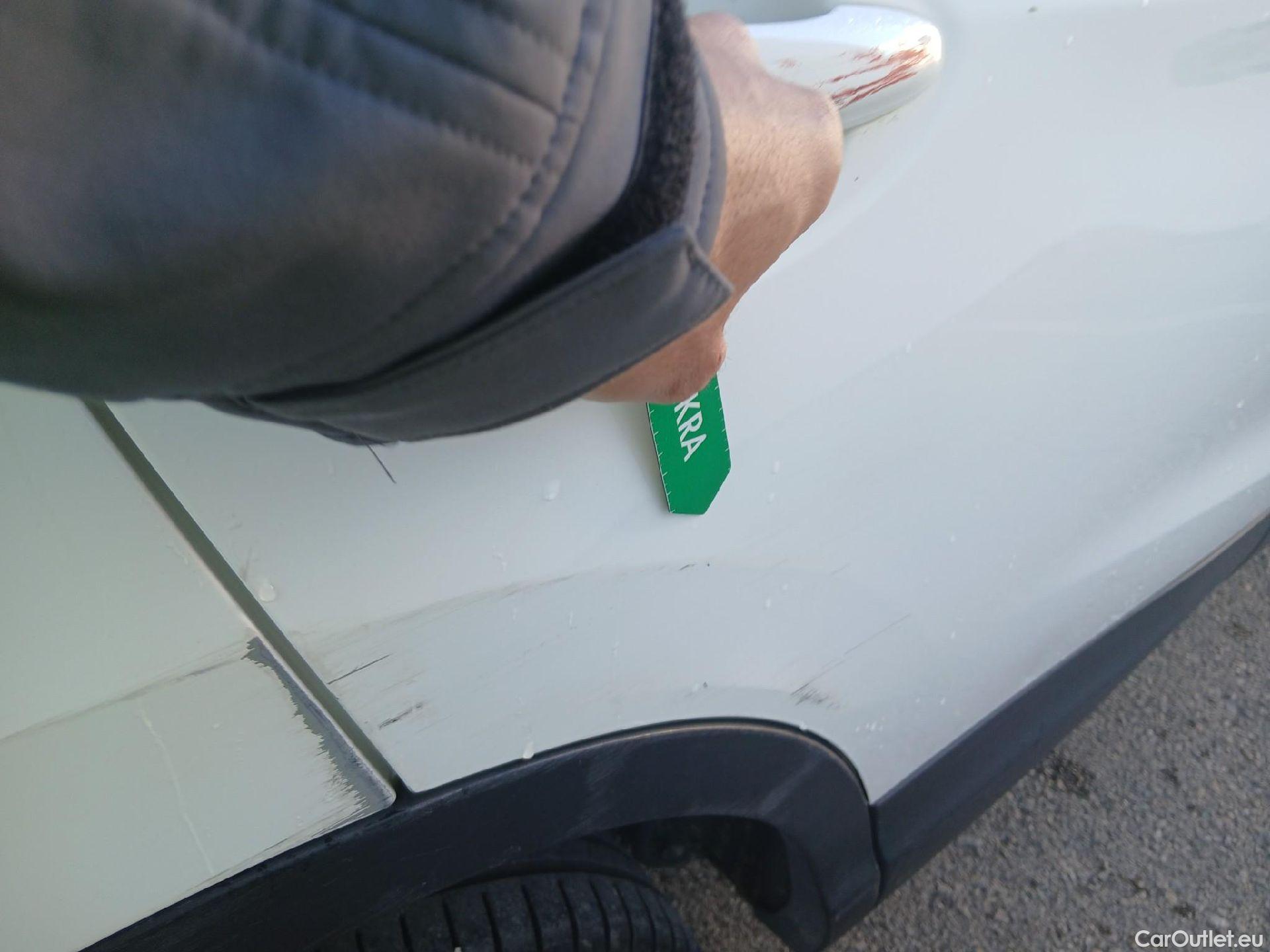  Nissan  Qashqai NISSAN  / 2017 / 5P / todoterreno dCi 150CV (110kW) N-CONNECTA #26