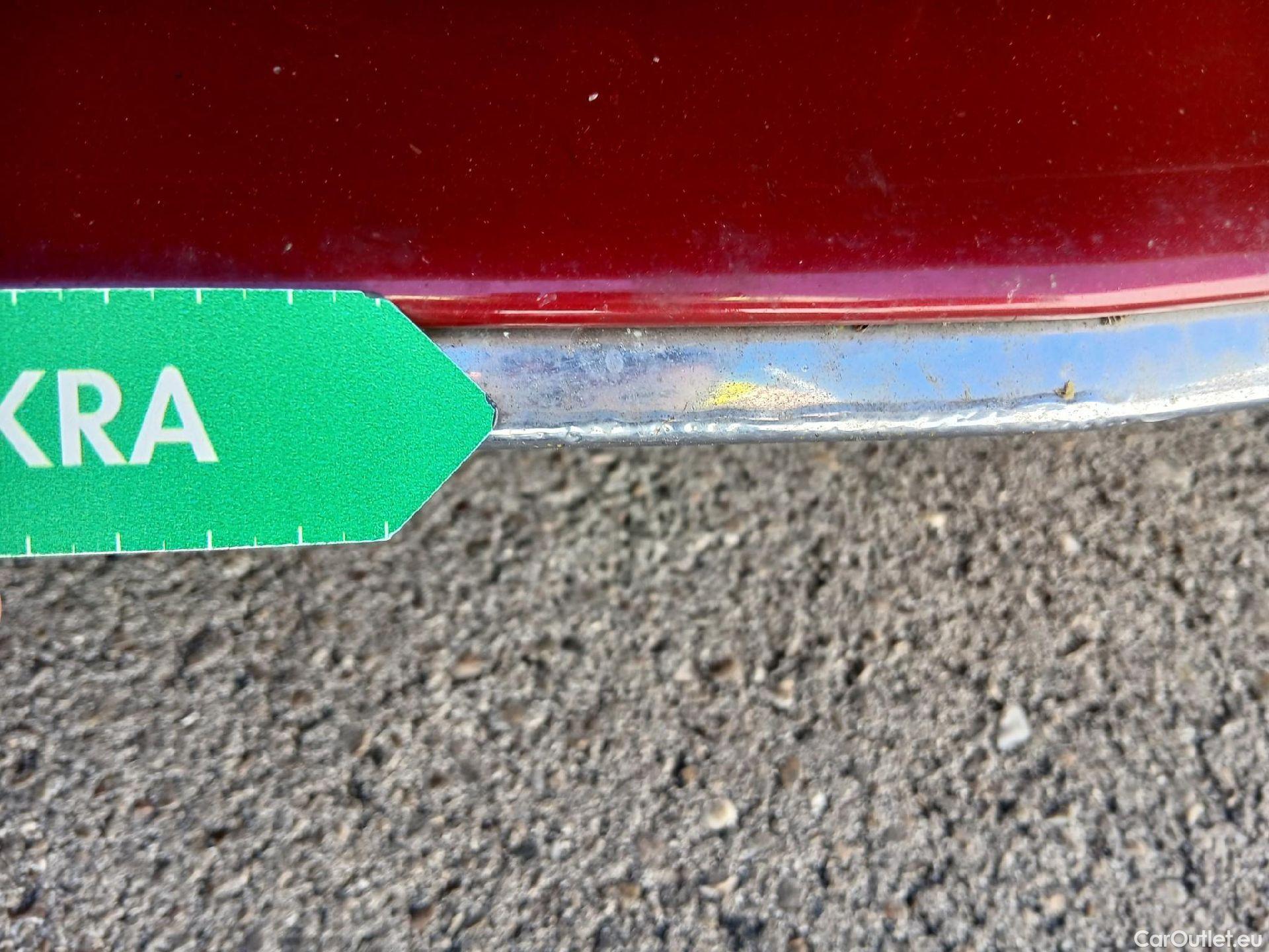  Mercedes  A-Klasse Clase A A 250 e (177.086)Premium-Pack 1.3 AMG Line 220CV AT8 E6d #7