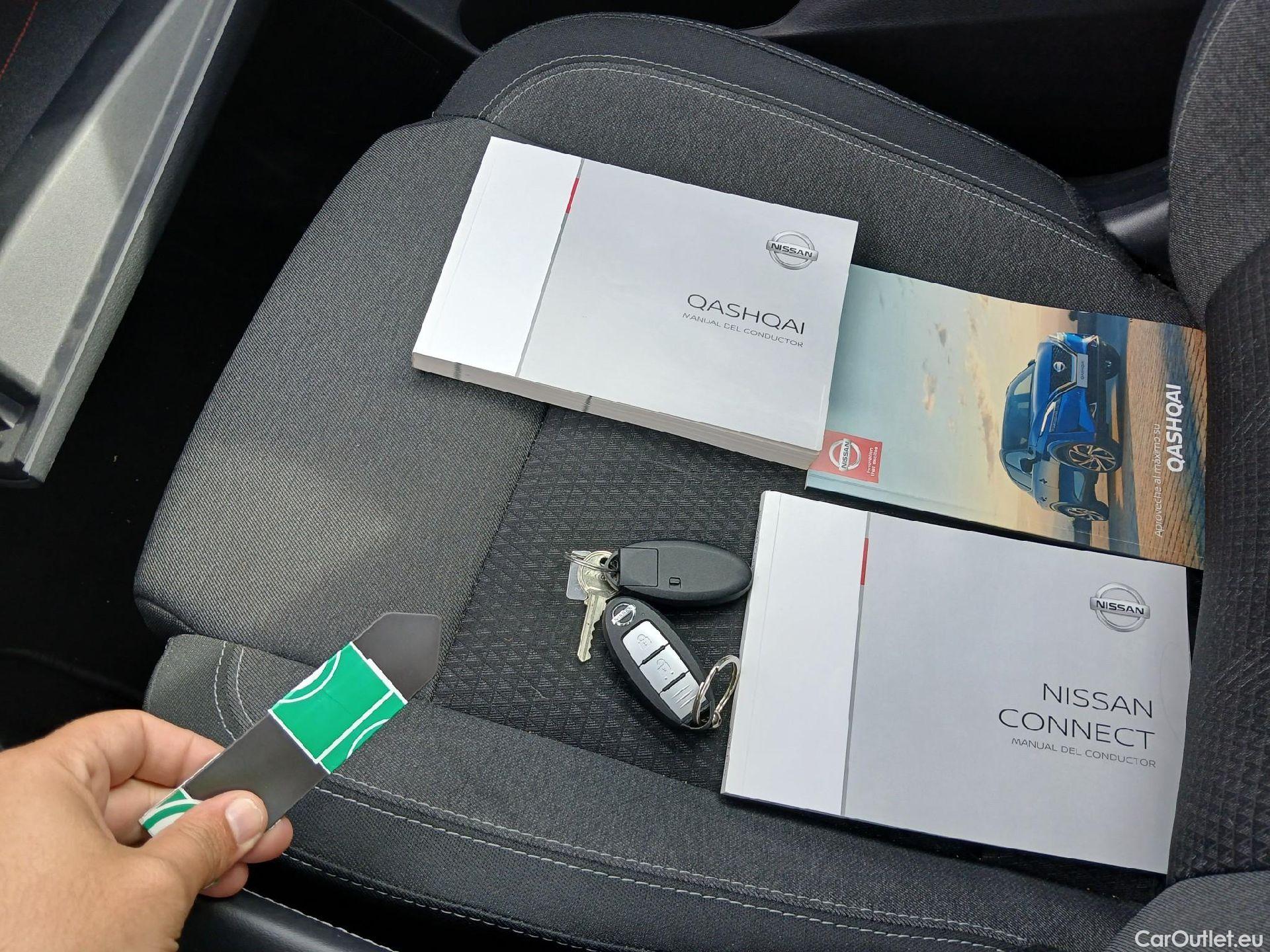  Nissan  Qashqai NISSAN  / 2021 / 5P / todoterreno DIG-T 103kW mHEV 4x2 Premiere Edition(SL) #2