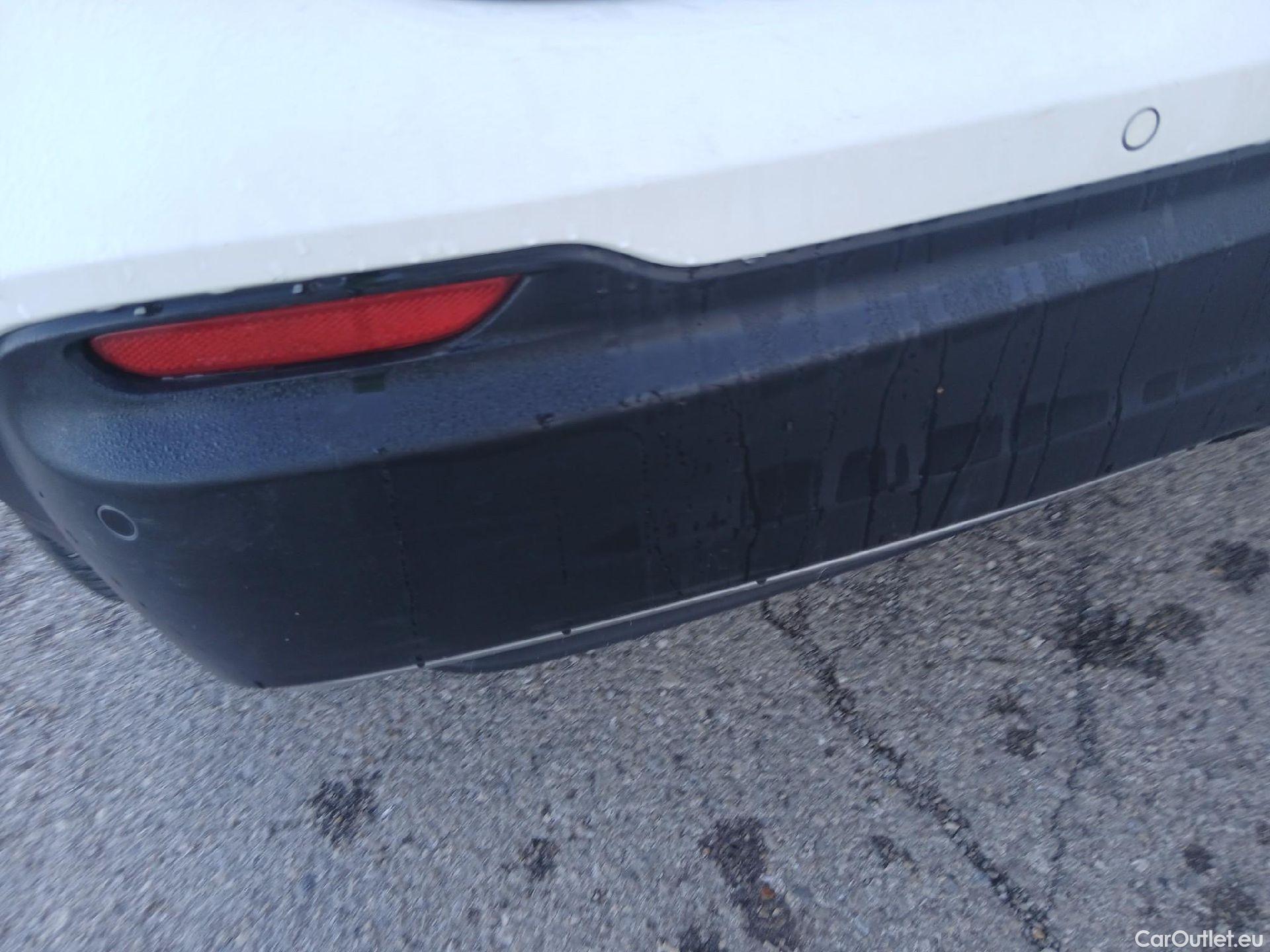  Nissan  Qashqai NISSAN  / 2017 / 5P / todoterreno dCi 150CV (110kW) N-CONNECTA #17