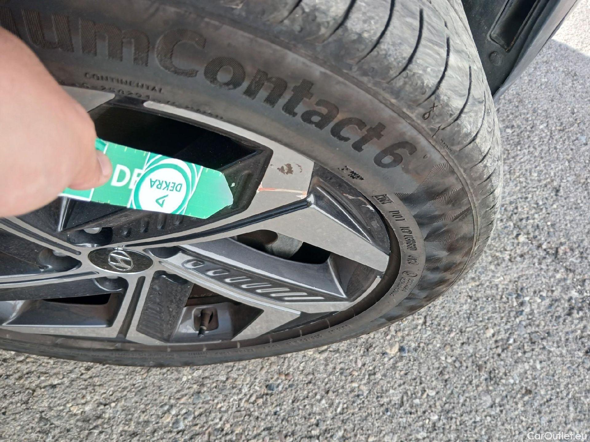  Hyundai  Tucson HYUNDAI  / 2020 / 5P / todoterreno 1.6 TGDI PHEV 195kW Style Auto 4x4 #41