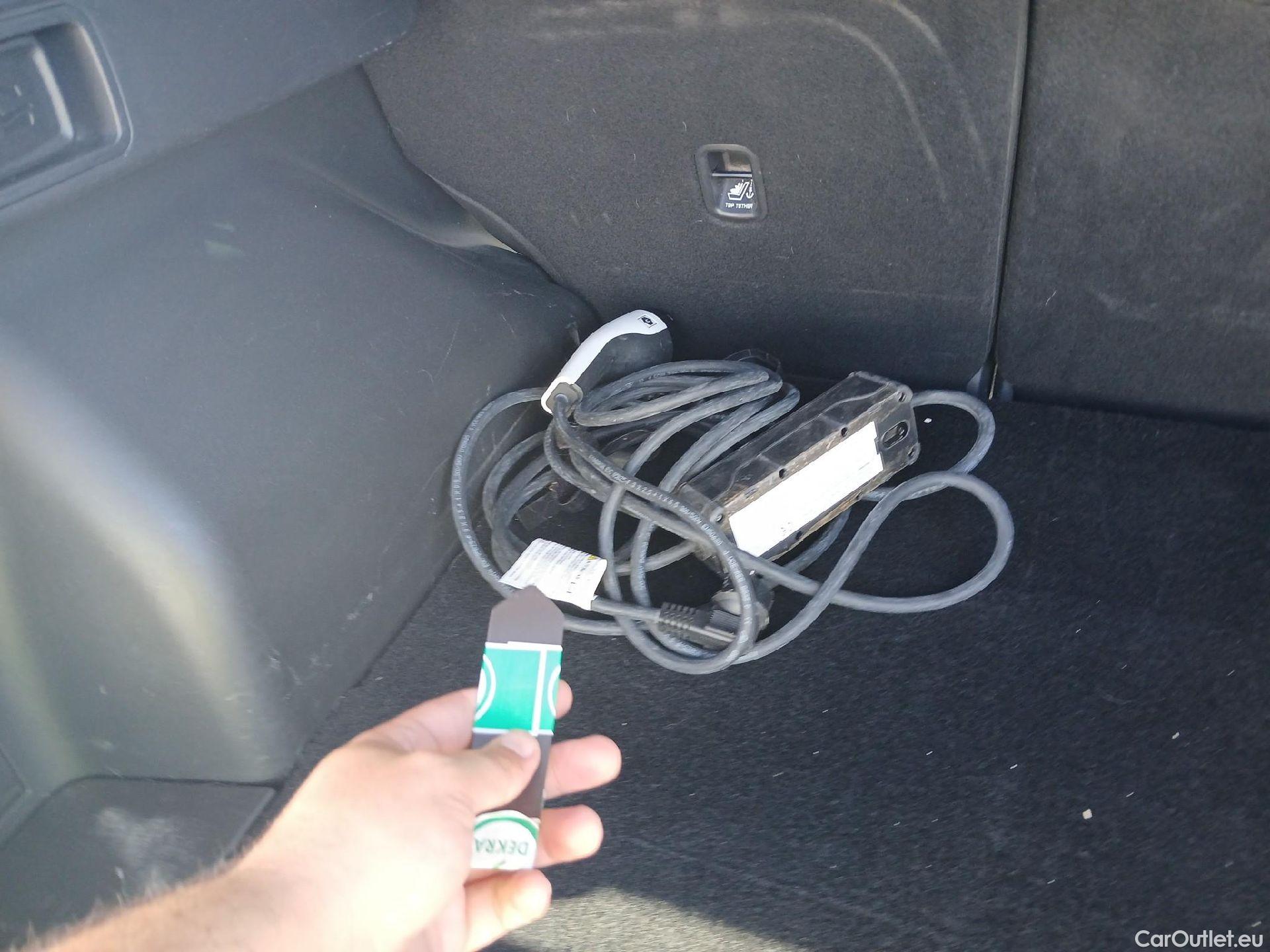  Hyundai  Tucson HYUNDAI  / 2020 / 5P / todoterreno 1.6 TGDI PHEV 195kW Style Auto 4x4 #3