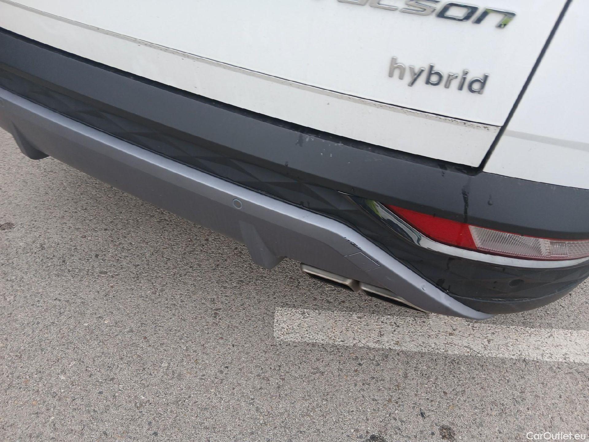  Hyundai  Tucson HYUNDAI  / 2020 / 5P / todoterreno 1.6 TGDI 169kW HEV Tecno Auto 2C #15