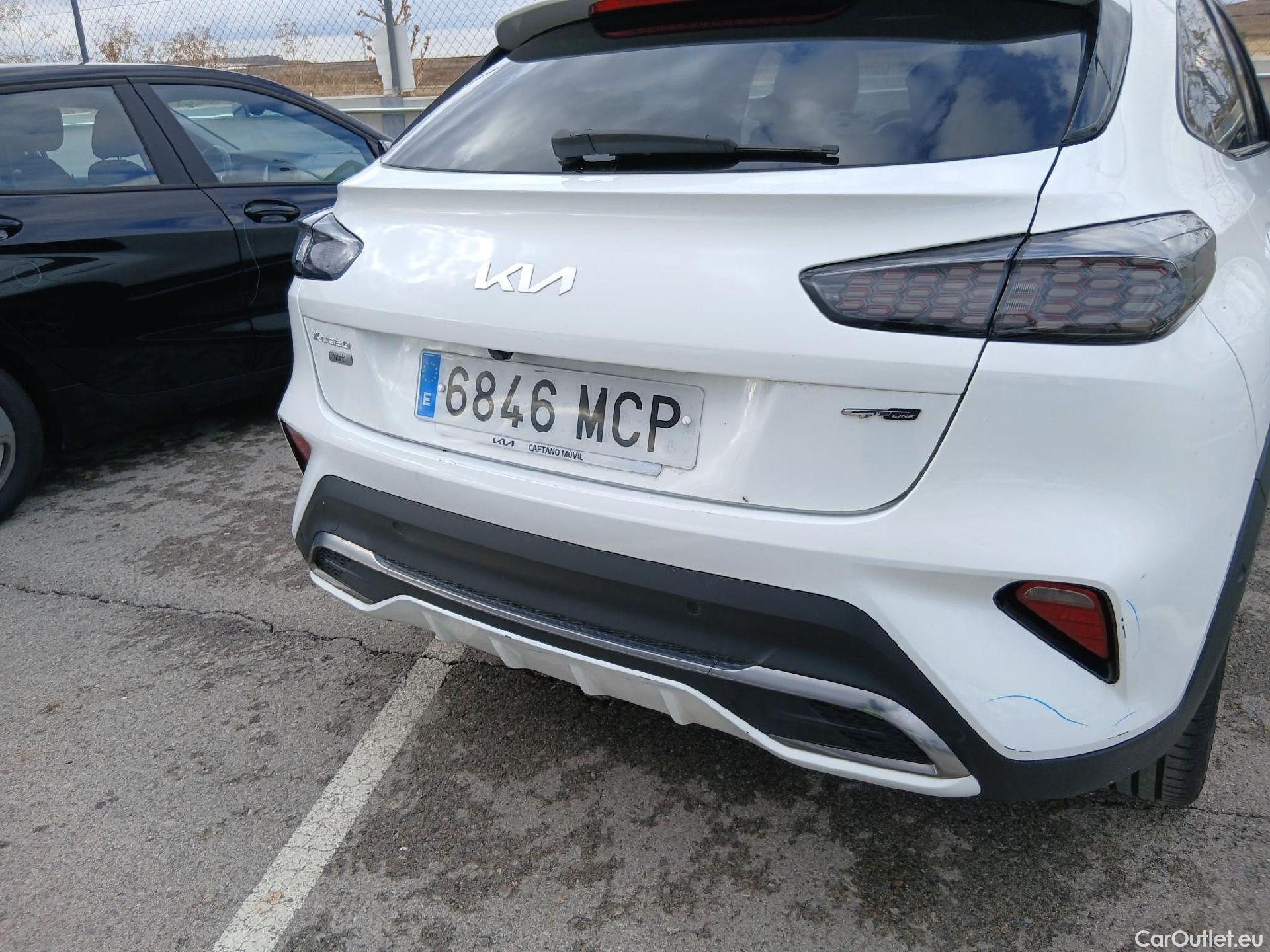  KIA  XCeed KIA  / 2022 / 5P / todoterreno 1.5 MHEV GT-line 118kW (160CV) DCT #14