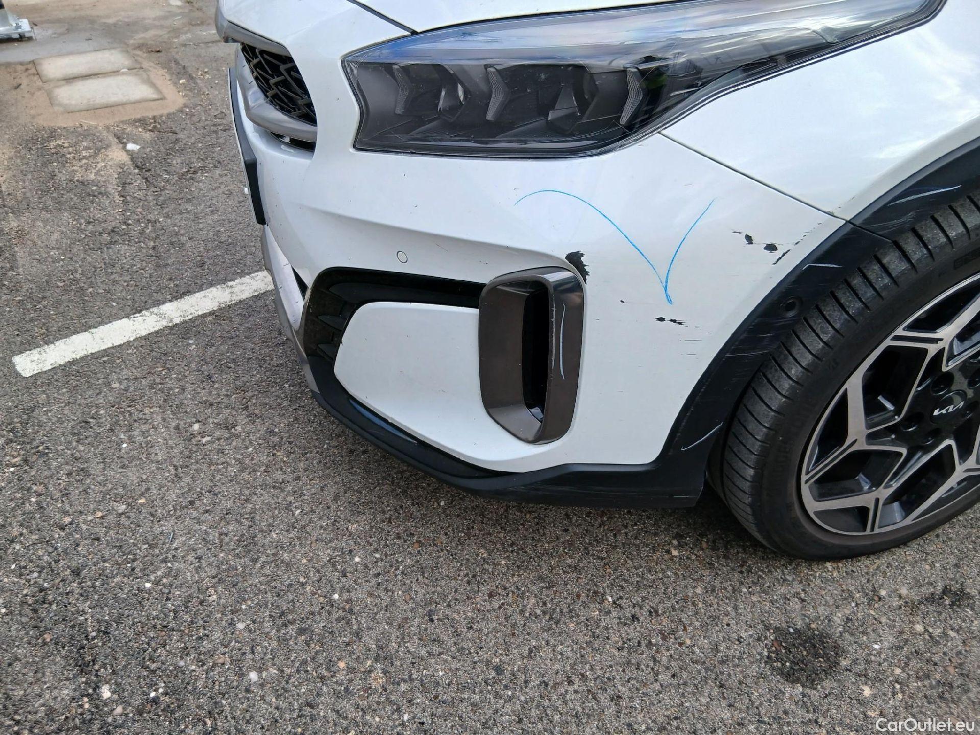  KIA  XCeed KIA  / 2022 / 5P / todoterreno 1.5 MHEV GT-line 118kW (160CV) DCT #4