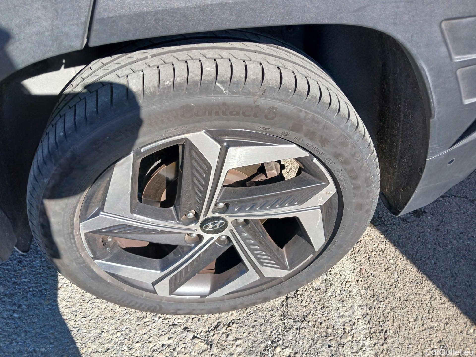  Hyundai  Tucson HYUNDAI  / 2020 / 5P / todoterreno 1.6 TGDI PHEV 195kW Style Auto 4x4 #21