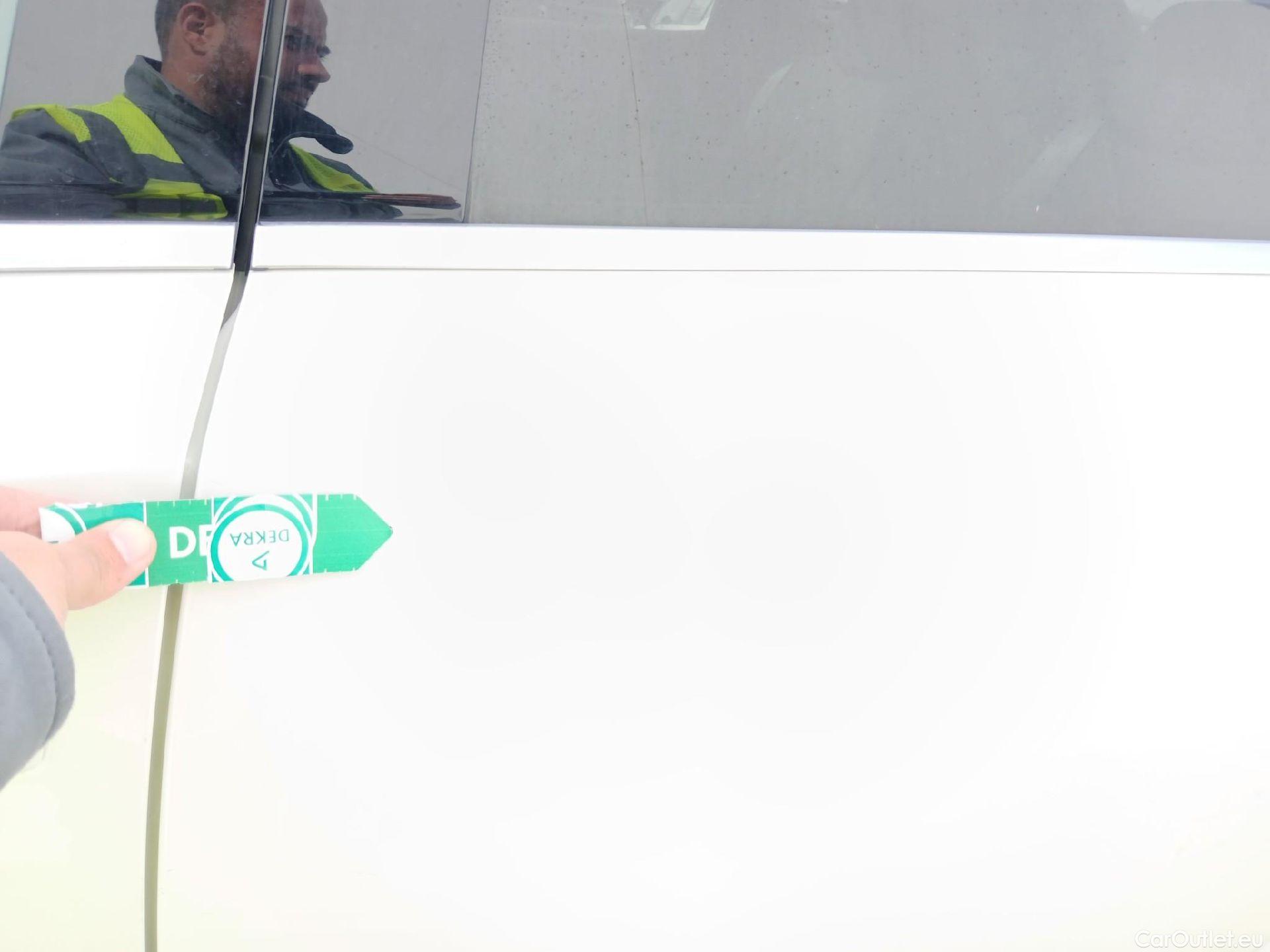  Nissan  Qashqai NISSAN  / 2021 / 5P / todoterreno DIG-T 103kW mHEV 4x2 Premiere Edition(SL) #11