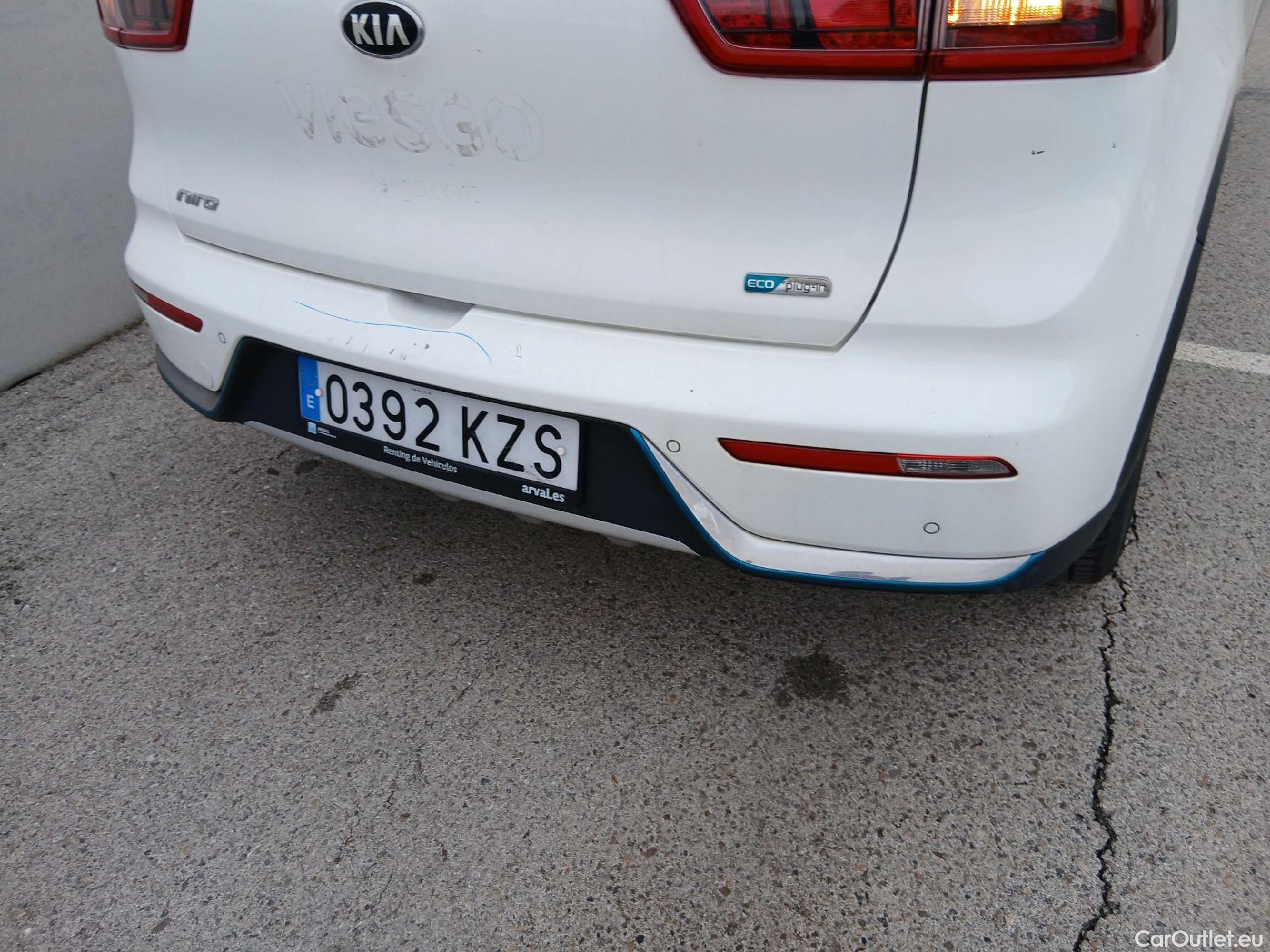  KIA  Niro KIA  Hïbrido Enchufable / 2016 / 5P / crossover 1.6 GDi Híbrido Enchufable 104kW Drive #14