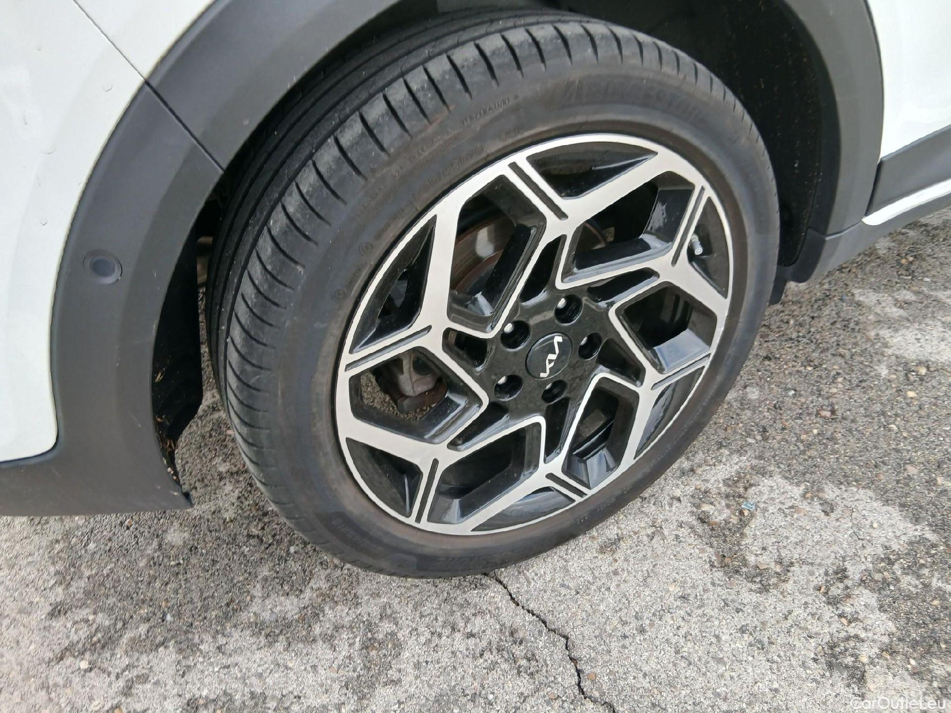  KIA  XCeed KIA  / 2022 / 5P / todoterreno 1.5 MHEV GT-line 118kW (160CV) DCT #18