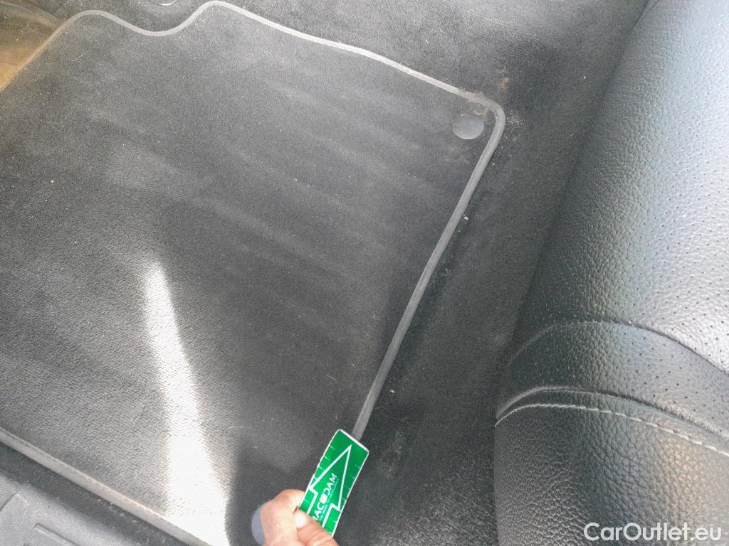  Mercedes  G-Klasee MERCEDES-BENZ GLE / 2018 / 5P / todoterreno GLE 350 de 4MATIC (Híbrido Enchufable) #8