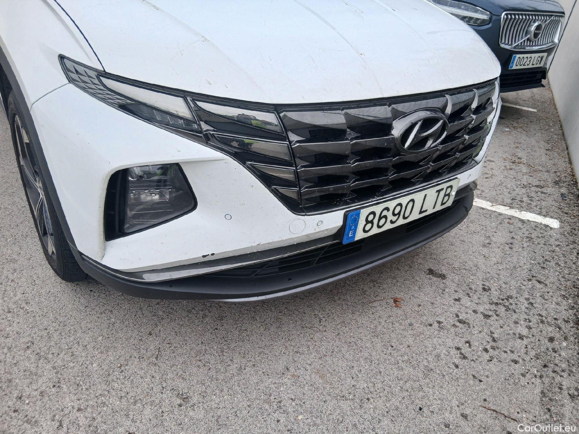  Hyundai  Tucson HYUNDAI  / 2020 / 5P / todoterreno 1.6 TGDI 169kW HEV Tecno Auto 2C #4