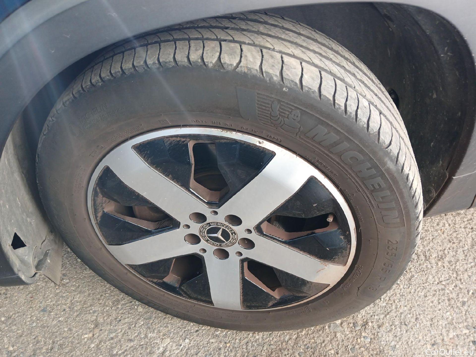  Mercedes  GLB Clase   220 d 4Matic (247.615) 190CV AT8 E6d #22