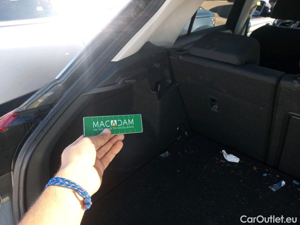  Volkswagen  T-ROC VOLKSWAGEN  / 2017 / 5P / todoterreno Advance 1.0 TSI 81kW (110CV) #5