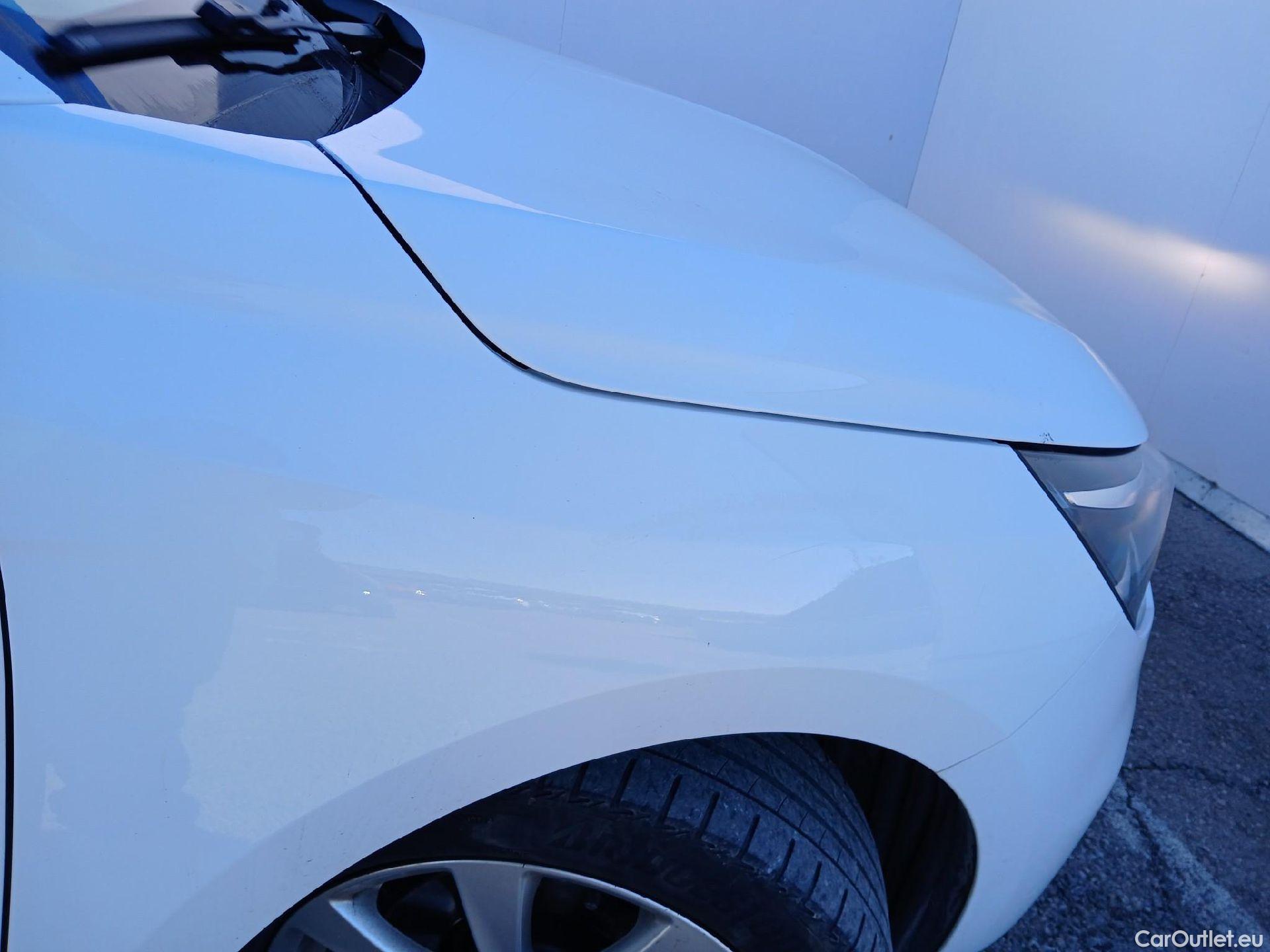  Opel  Corsa OPEL  / 2019 / 5P / berlina con portón 1.5D DT 74kW (100CV) Edition #24