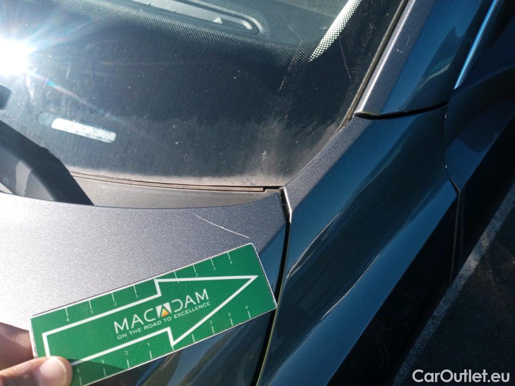  Volkswagen  T-ROC VOLKSWAGEN  / 2017 / 5P / todoterreno Advance 1.0 TSI 81kW (110CV) #47