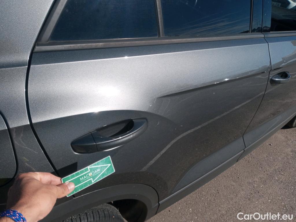  Volkswagen  T-ROC VOLKSWAGEN  / 2017 / 5P / todoterreno Advance 1.0 TSI 81kW (110CV) #20