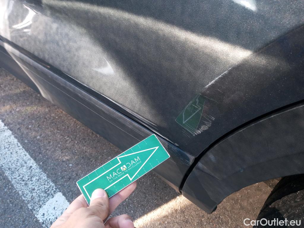  Volkswagen  T-ROC VOLKSWAGEN  / 2017 / 5P / todoterreno Advance 1.0 TSI 81kW (110CV) #17