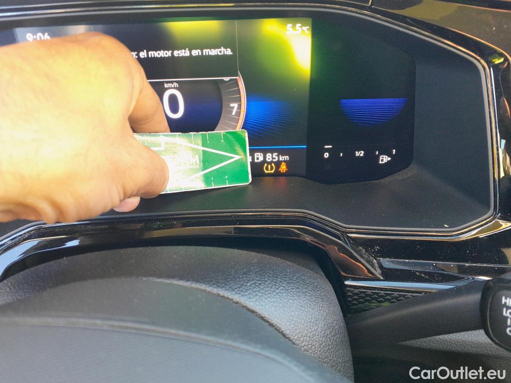  Volkswagen  Polo VOLKSWAGEN  / 2021 / 5P / berlina con portón Life 1.0 TSI 70kW (95CV) #23