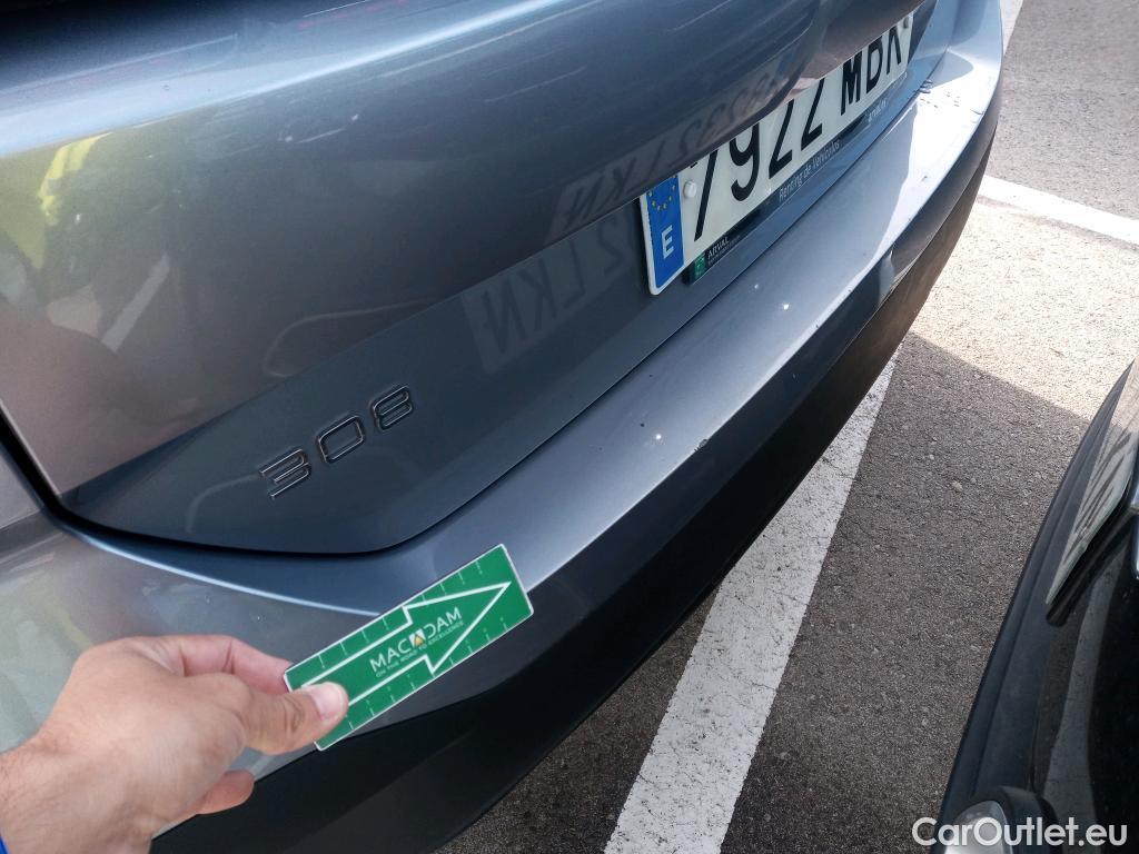  Peugeot  308 PEUGEOT  / 2021 / 5P / familiar SWActive Pack BlueHDi 130 S&S MAN #25