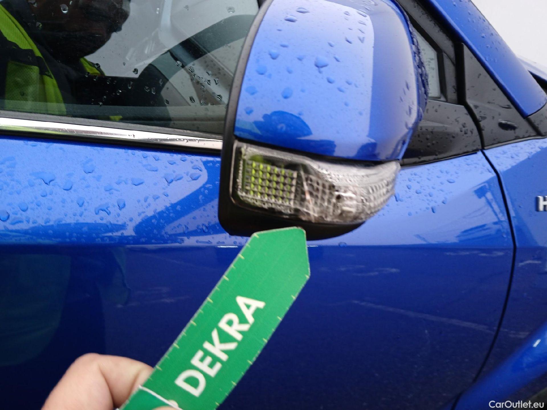  Toyota  C-HR TOYOTA  / 2019 / 5P / todoterreno 1.8 125H Advance #28