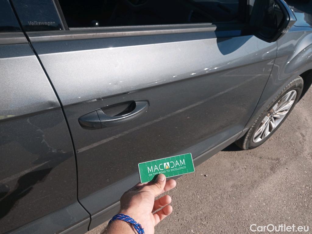  Volkswagen  T-ROC VOLKSWAGEN  / 2017 / 5P / todoterreno Advance 1.0 TSI 81kW (110CV) #42