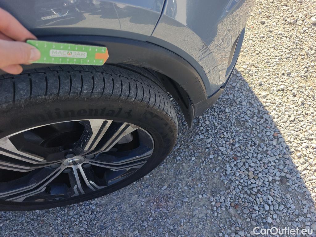  Volvo  XC 40 VOLVO XC40 / 2017 / 5P / todoterreno 1.5 T5 Twin Recharge Inscription Auto #31