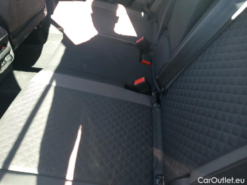  Volkswagen  Tiguan VOLKSWAGEN  / 2016 / 5P / todoterreno Advance 1.5 TSI 110kW (150CV) DSG (CX) #25