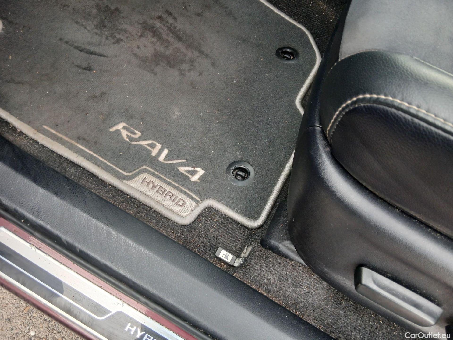  Toyota  RAV4 TOYOTA  5P 4G TODOTERRENO 2.5l hybrid 2WD Feel! #2