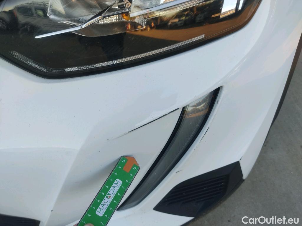  Peugeot  2008 PEUGEOT  / 2019 / 5P / todoterreno Active BlueHDI 81kW (110CV) #7