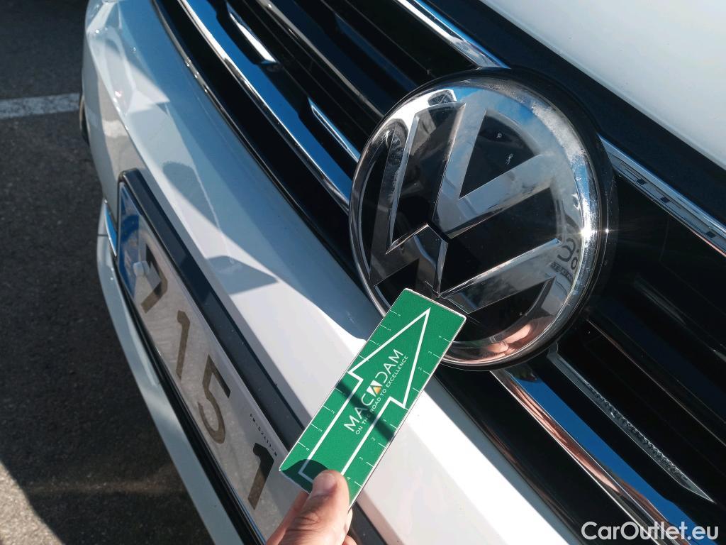  Volkswagen  Tiguan VOLKSWAGEN  / 2016 / 5P / todoterreno Advance 1.5 TSI 110kW (150CV) DSG (CX) #24