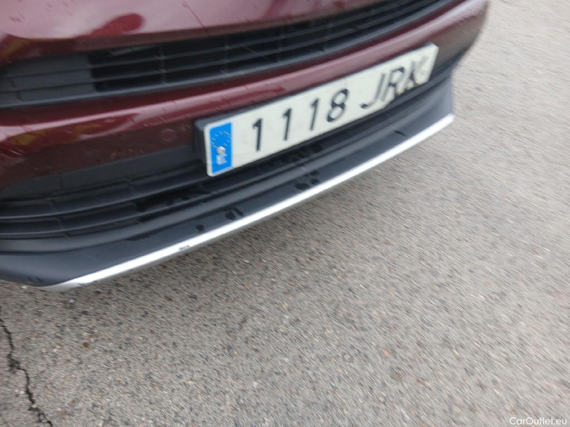  Toyota  RAV4 TOYOTA  5P 4G TODOTERRENO 2.5l hybrid 2WD Feel! #10