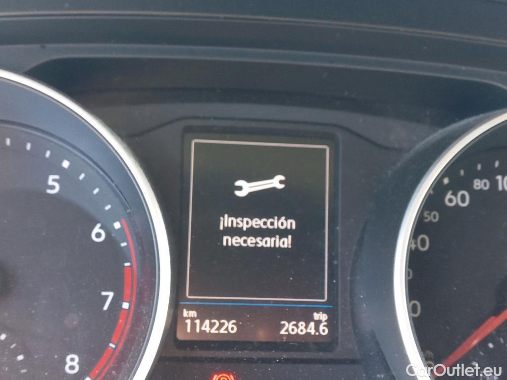  Volkswagen  Tiguan VOLKSWAGEN  / 2016 / 5P / todoterreno Advance 1.5 TSI 110kW (150CV) DSG (CX) #27