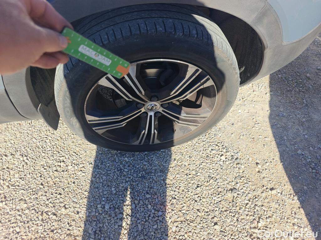  Volvo  XC 40 VOLVO XC40 / 2017 / 5P / todoterreno 1.5 T5 Twin Recharge Inscription Auto #4