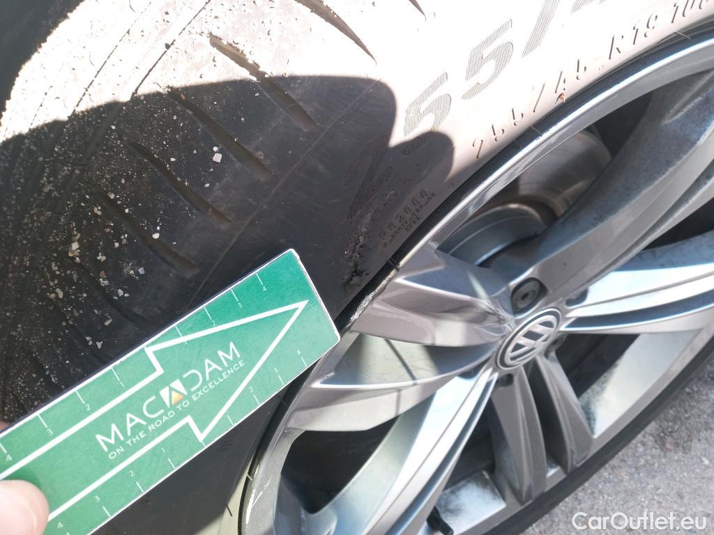  Volkswagen  Tiguan VOLKSWAGEN  / 2016 / 5P / todoterreno Advance 1.5 TSI 110kW (150CV) DSG (CX) #3