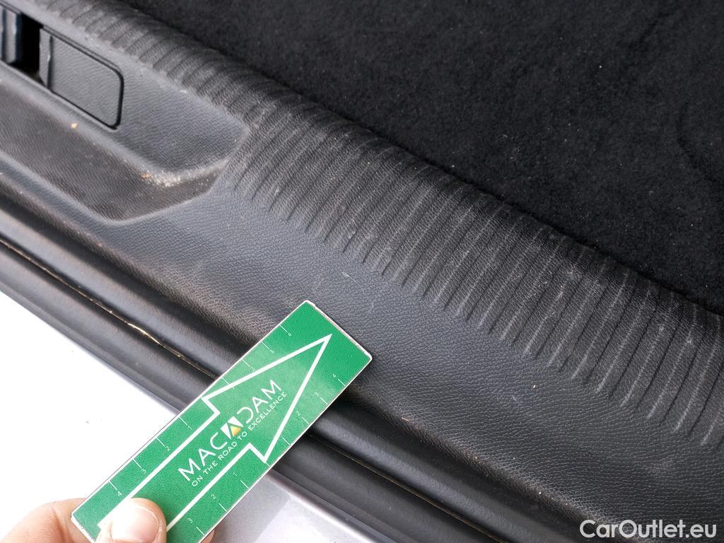  Peugeot  308 PEUGEOT  / 2021 / 5P / familiar SWActive Pack BlueHDi 130 S&S MAN #11