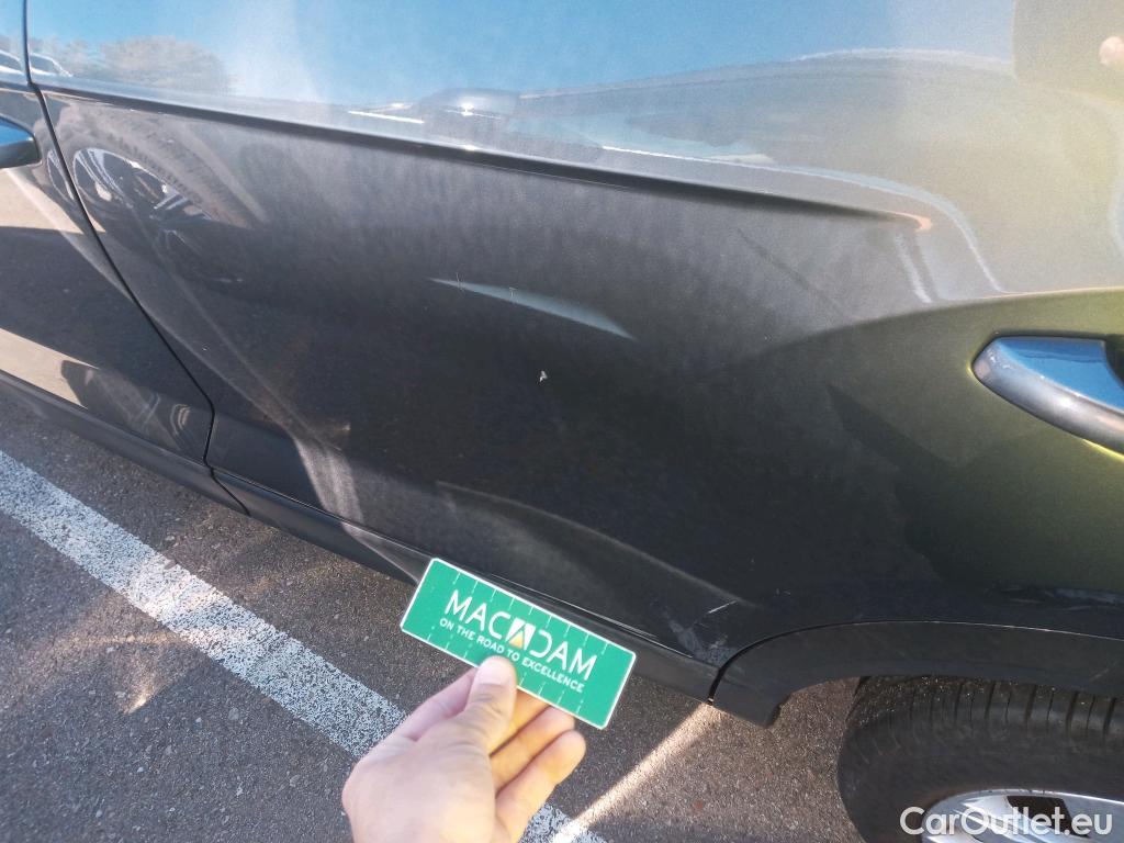  Volkswagen  T-ROC VOLKSWAGEN  / 2017 / 5P / todoterreno Advance 1.0 TSI 81kW (110CV) #18