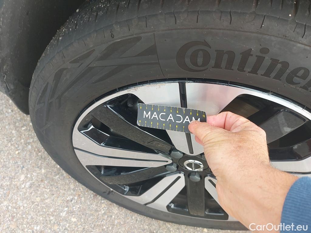  Volvo  XC 40 VOLVO XC40 / 2021 / 5P / todoterreno Recharge Eléctrico Ultimate Auto #10