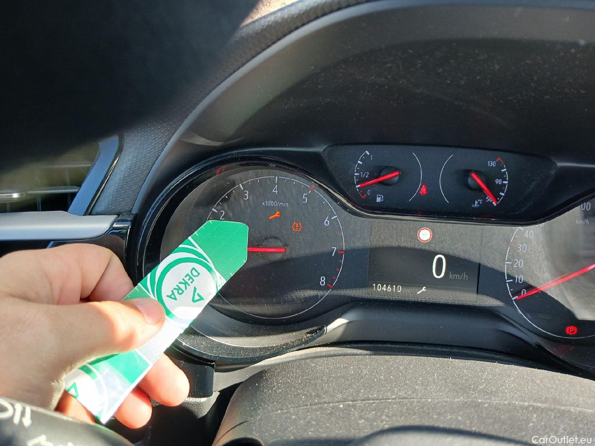  Opel  Corsa OPEL  / 2019 / 5P / berlina con portón 1.5D DT 74kW (100CV) Edition #3