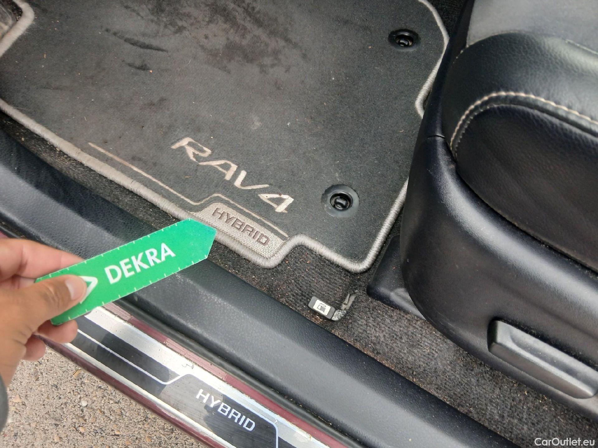  Toyota  RAV4 TOYOTA  5P 4G TODOTERRENO 2.5l hybrid 2WD Feel! #1