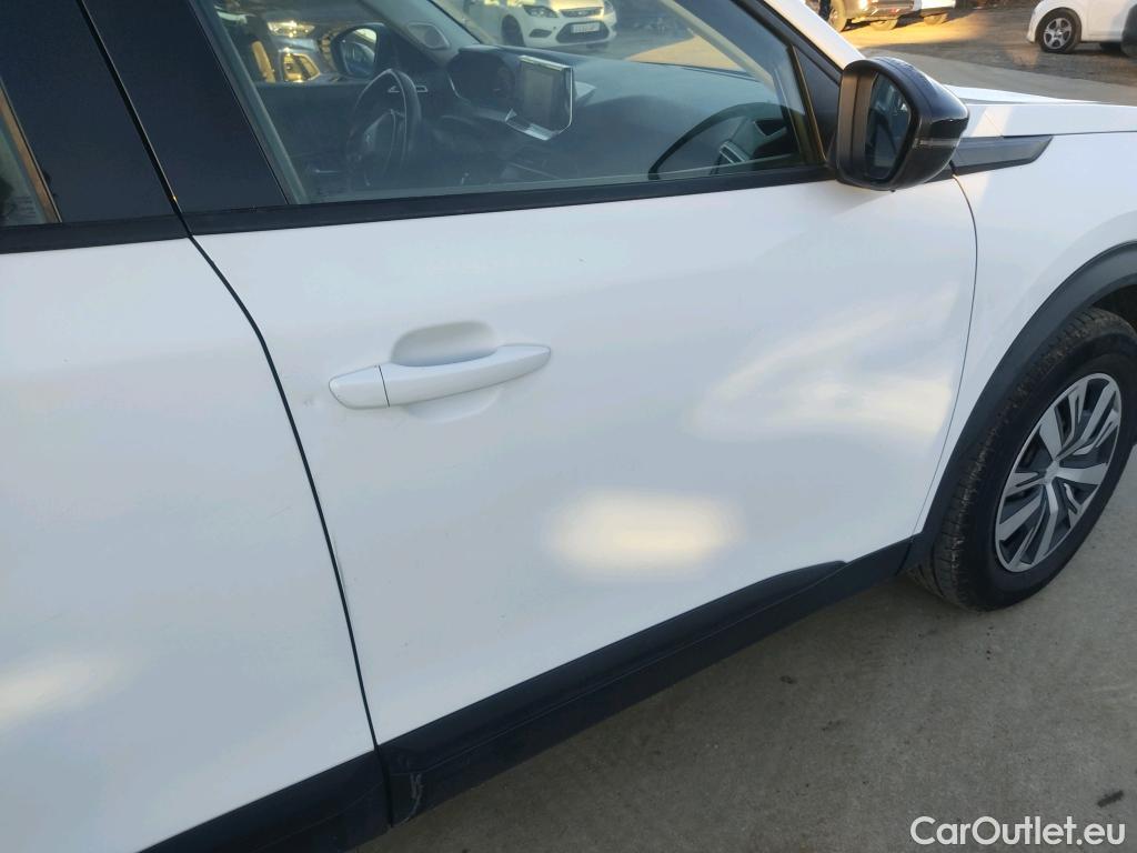  Peugeot  2008 PEUGEOT  / 2019 / 5P / todoterreno Active BlueHDI 81kW (110CV) #23