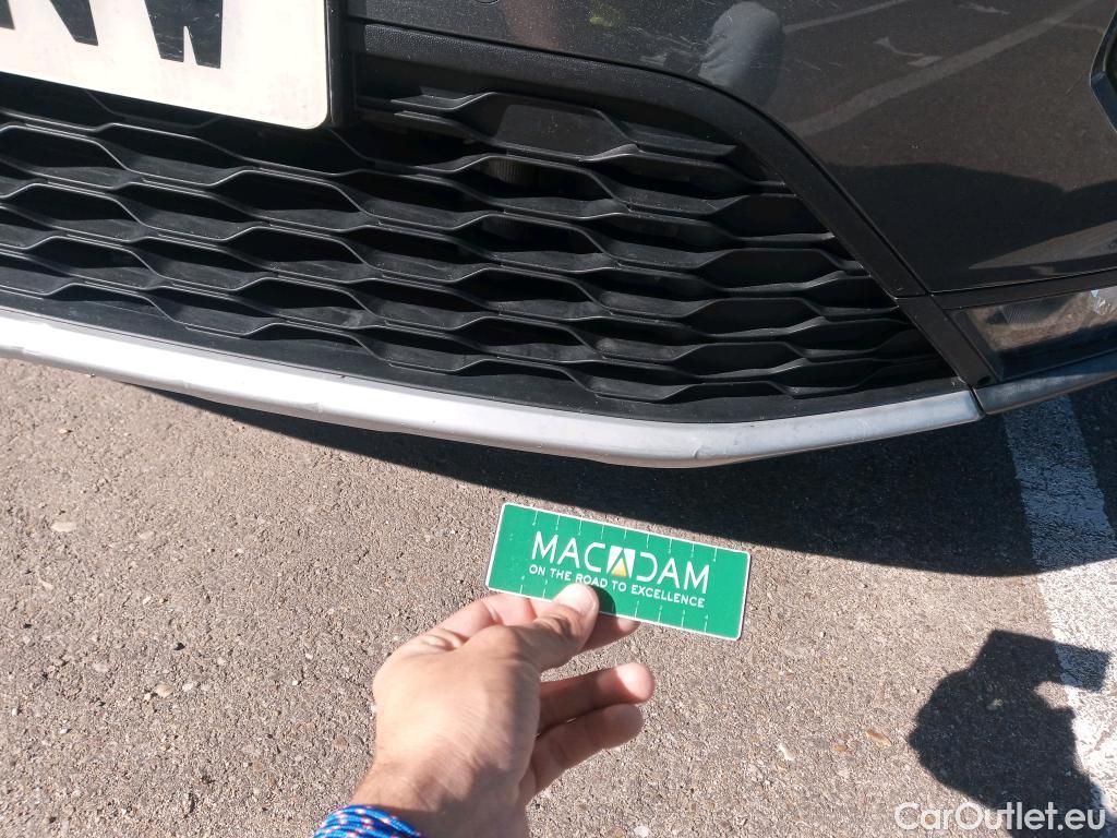  Volkswagen  T-ROC VOLKSWAGEN  / 2017 / 5P / todoterreno Advance 1.0 TSI 81kW (110CV) #50