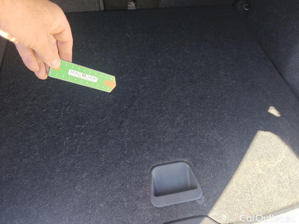  Volvo  XC 40 VOLVO XC40 / 2017 / 5P / todoterreno 1.5 T5 Twin Recharge Inscription Auto #15