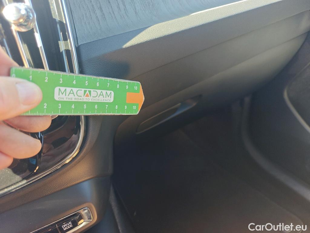  Volvo  XC 40 VOLVO XC40 / 2017 / 5P / todoterreno 1.5 T5 Twin Recharge Inscription Auto #17