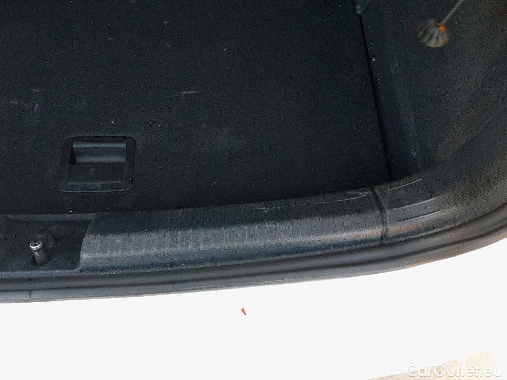  Volkswagen  Polo VOLKSWAGEN  / 2021 / 5P / berlina con portón Life 1.0 TSI 70kW (95CV) #11