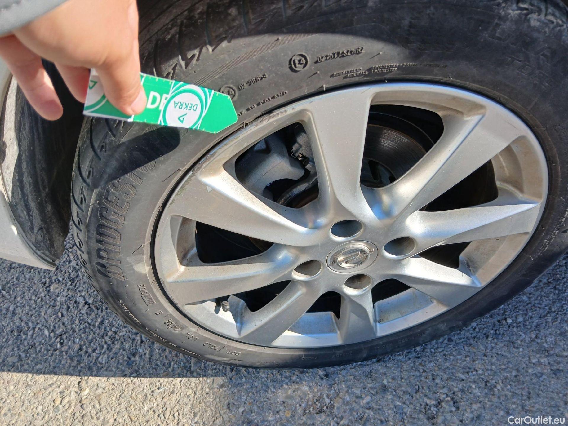  Opel  Corsa OPEL  / 2019 / 5P / berlina con portón 1.5D DT 74kW (100CV) Edition #20