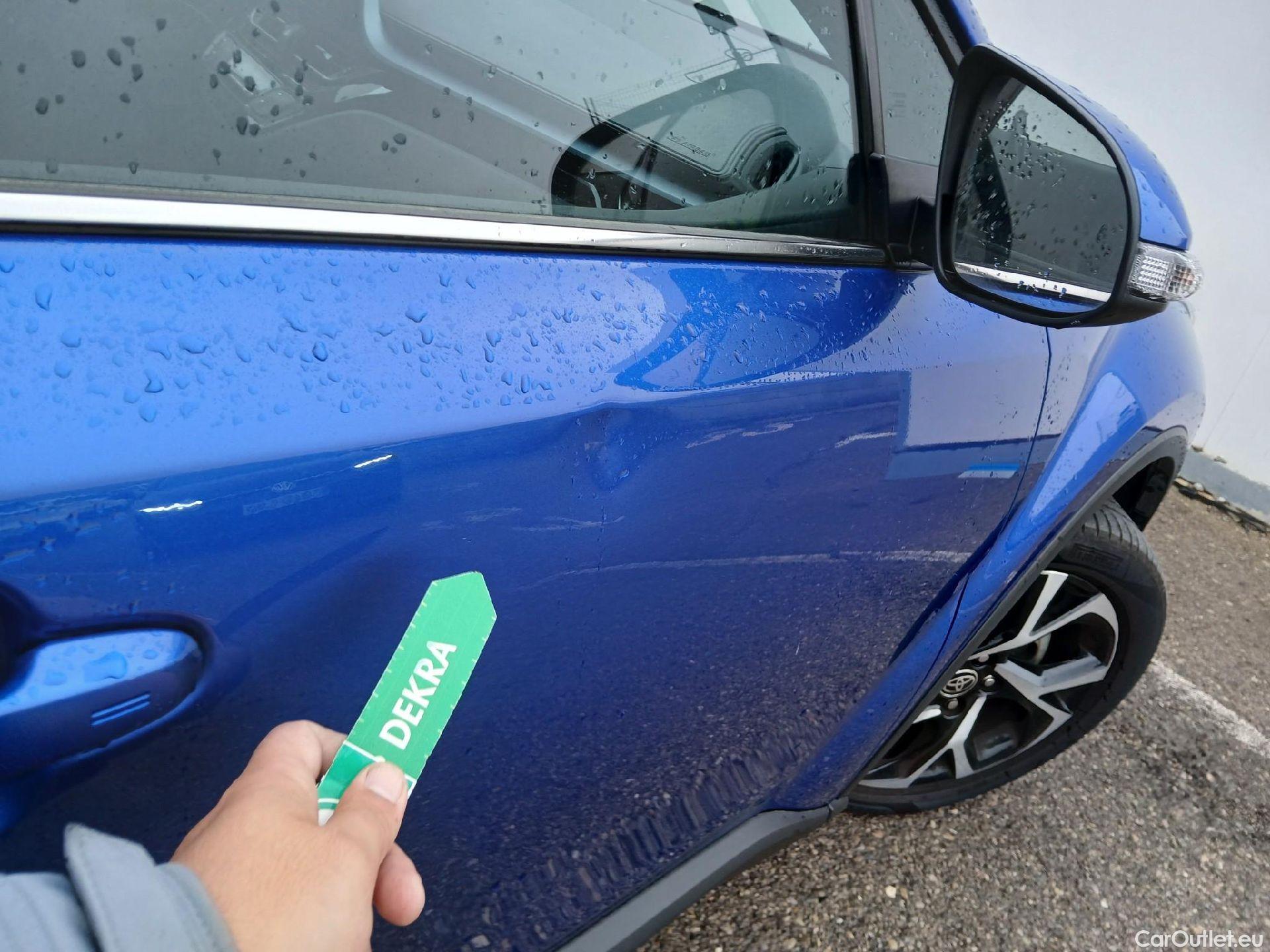  Toyota  C-HR TOYOTA  / 2019 / 5P / todoterreno 1.8 125H Advance #26