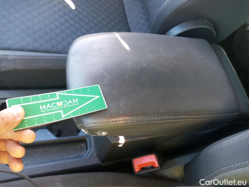  Volkswagen  Tiguan VOLKSWAGEN  / 2016 / 5P / todoterreno Advance 1.5 TSI 110kW (150CV) DSG (CX) #18