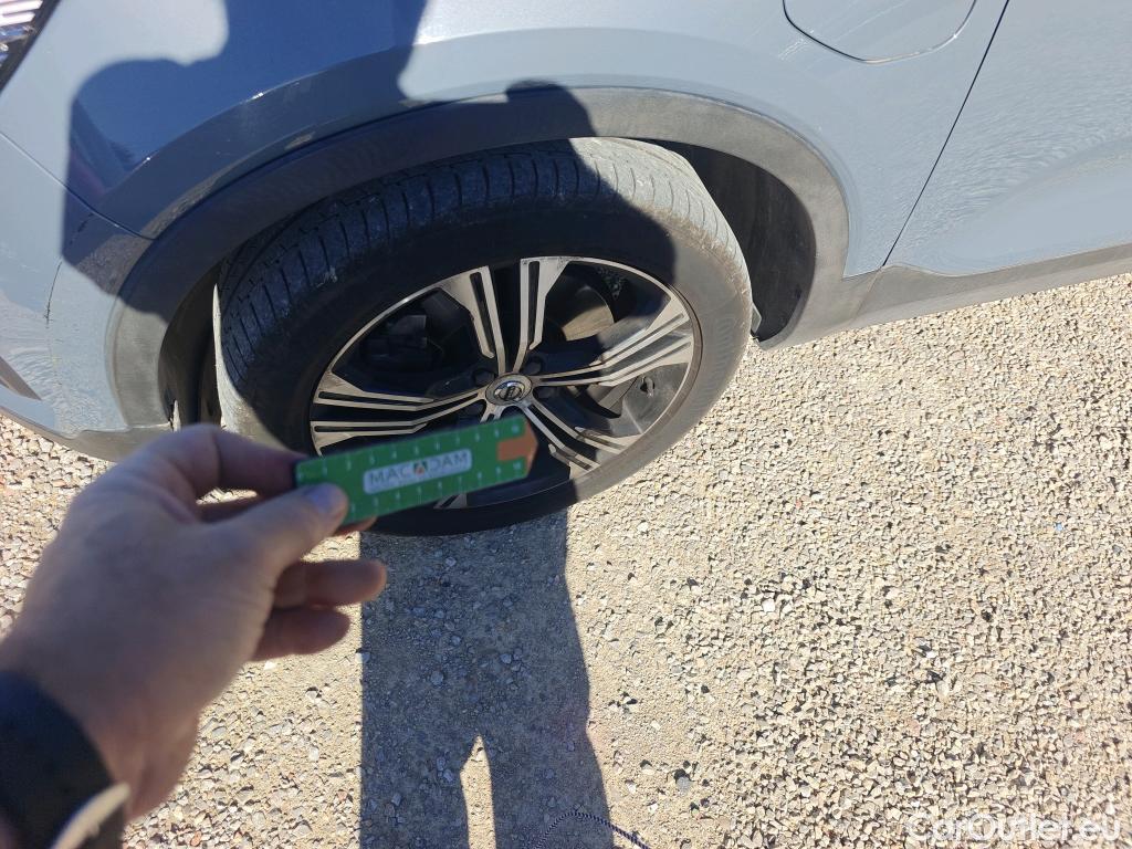  Volvo  XC 40 VOLVO XC40 / 2017 / 5P / todoterreno 1.5 T5 Twin Recharge Inscription Auto #1