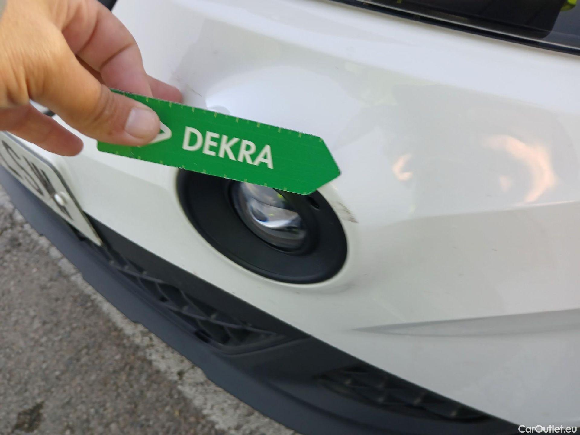  Seat  Arona SEAT  / 2017 / 5P / todoterreno 1.0 TSI 81kW (110CV) Style Plus (AC) #4